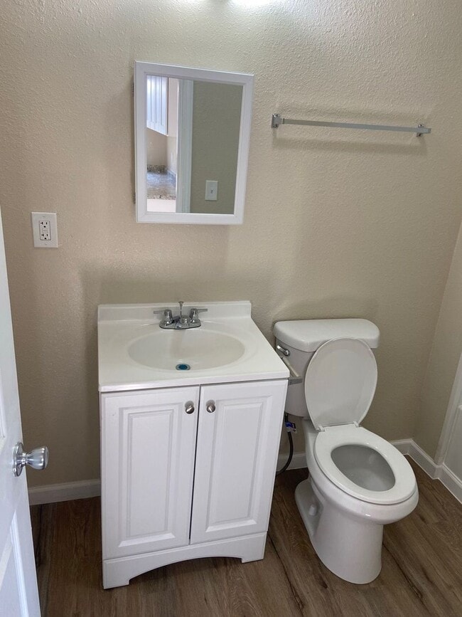 Photo - 318 E Front St