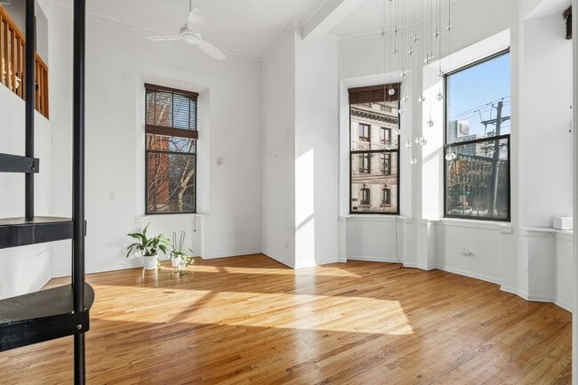 Photo - 297 Montgomery St Unit 2E