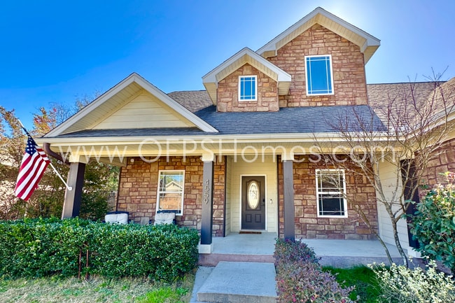 Building Photo - AVAILABLE IN AUG! 5BR/3BA IN S. CRESTVIEW Rental