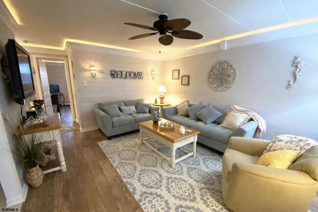 Photo - 21 S Monroe Ave Unit A7