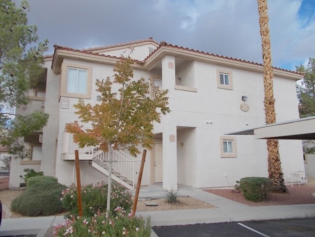 Building Photo - Beautifully Maintained Fully Furnished Hom... Unit 2312