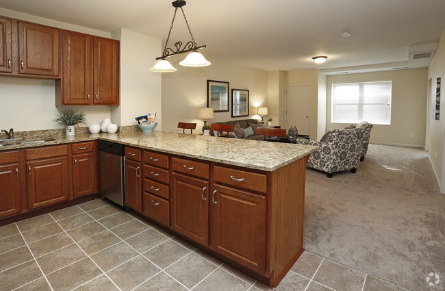 Photo - Lakeview Terrace