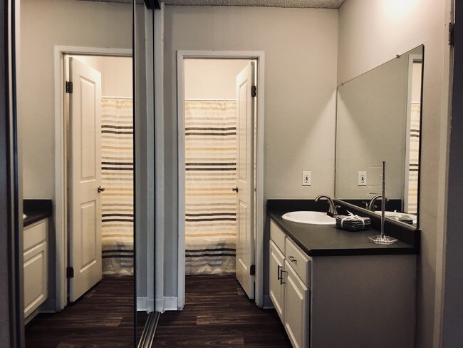 Twenty 2 Eleven Apartment Homes