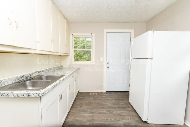 Photo - 1023 Holland Johnson Rd