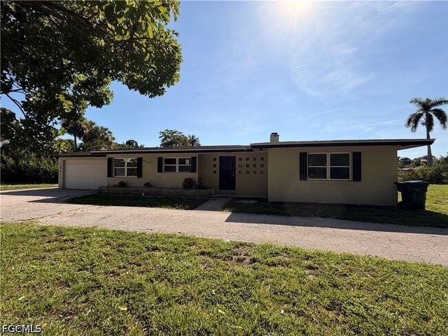 Building Photo - 10621 McGregor Blvd
