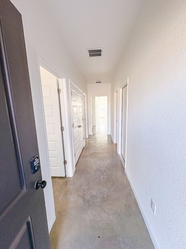 Photo - 2911 Wildcat Rdg Rd Unit A