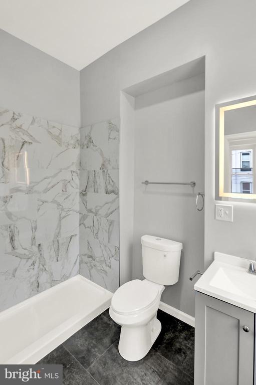 Photo - 1156 Franklin St Unidad 4