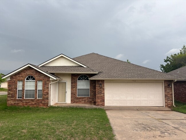 Wonderful 3 Bed 2 Bath Home in Norman - Wonderful 3 Bed 2 Bath Home in Norman