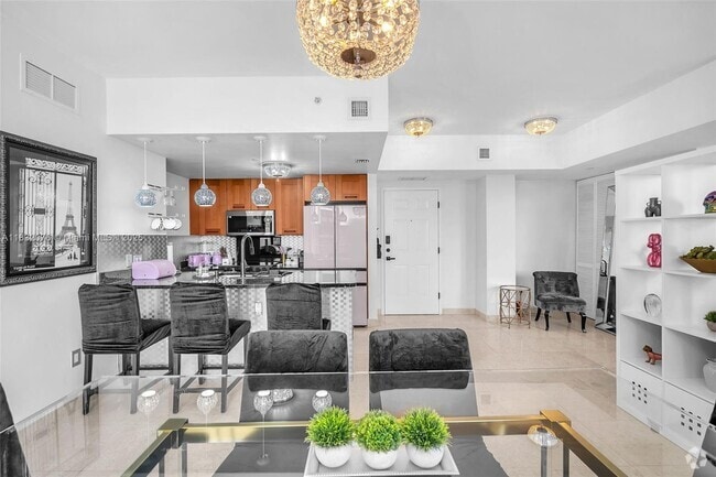Building Photo - 4100 Salzedo St Unit 519 Rental
