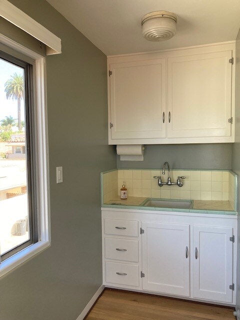 kitchen - 4319 Arista St Unit Arista apartment