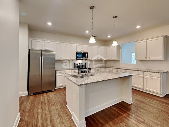 Photo - 3338 Okelly Dr