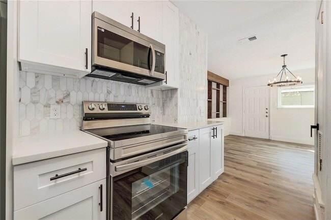 Photo - 8312 Bowling Green Dr Unit 2