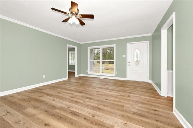 Photo - Charming 3-Bedroom 1.5 Bathroom Home in De...