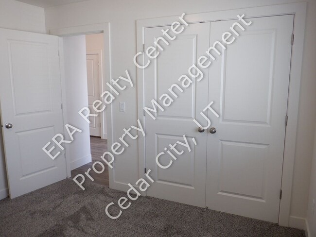 Photo - Move-in Bonus! - 3 bedroom - 2 Bath - Single Level Twin Home