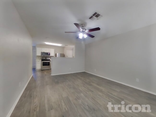 Photo - 13962 N 132nd Ln