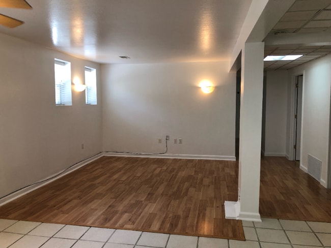 Photo - 652 N 2nd St