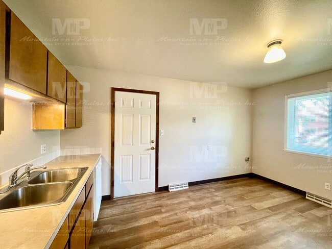 Photo - 1113 Hays St