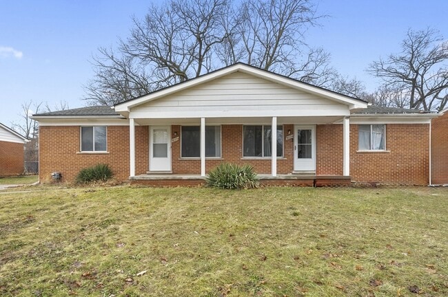 Building Photo - 38224 Hixford Pl