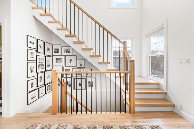 Photo - 21 N Howells Point Rd