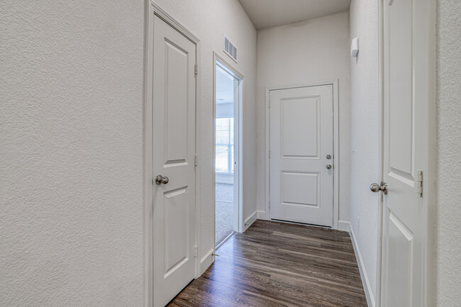 Photo - 855 S Hemlock St Unit 807