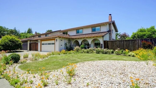 Building Photo - 58 Stanford Ct