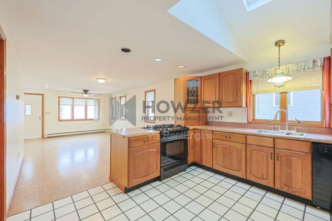 Photo - 35 Riverside Dr Unit 1