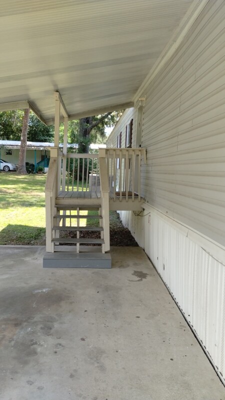 Photo - 143 Laurence Ct