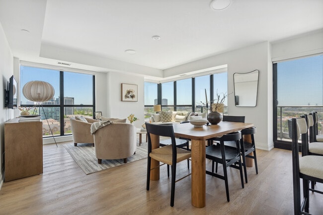 Photo - 36 Brentcliffe | Luxury Rentals