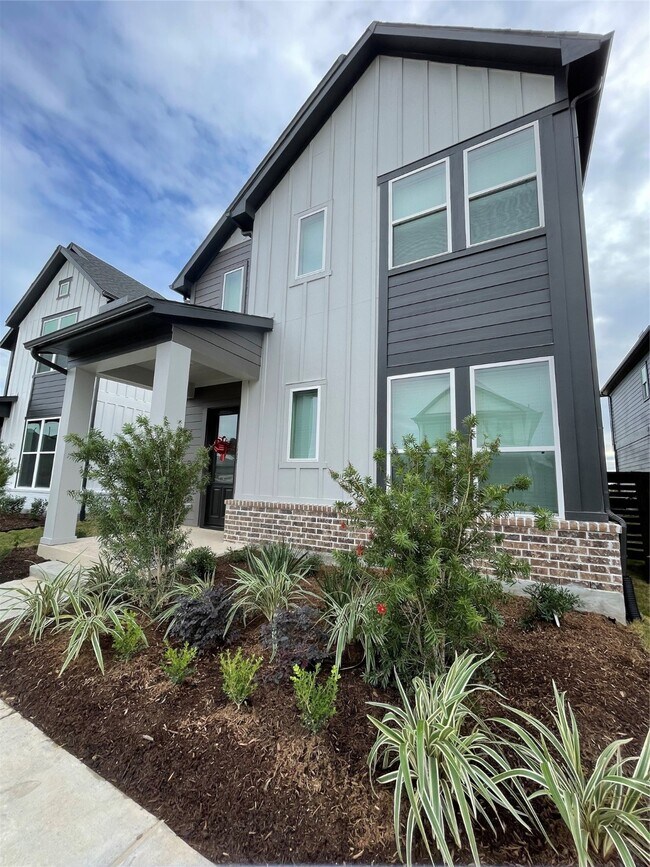 Photo - 18607 Courteous Wy