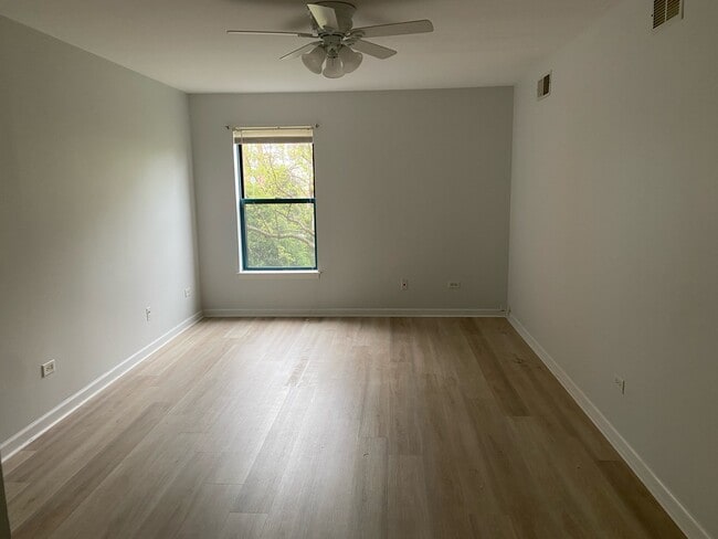 Photo - 3265 Kirchoff Rd Unit 215