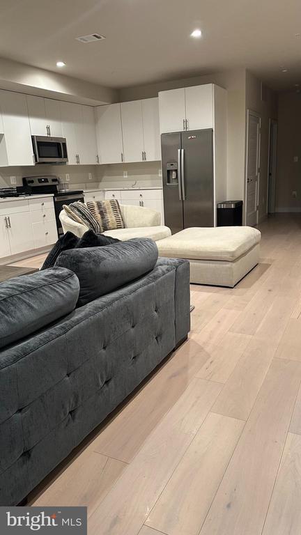 Photo - 235 Valley Ave SE