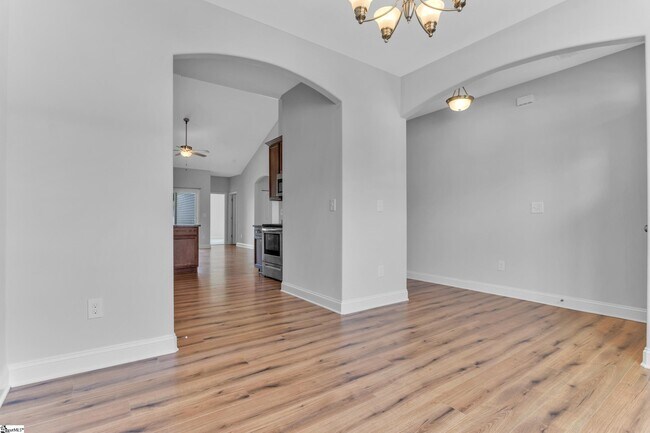 Photo - 111 Royal Pine Wy. House