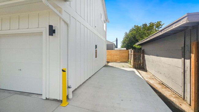 Photo - 4128 13th Ave S