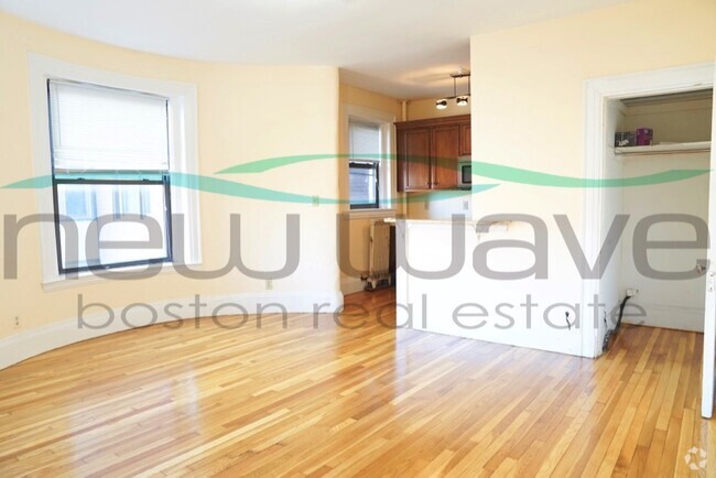 Building Photo - 1091 Boylston St Unit 36 Rental