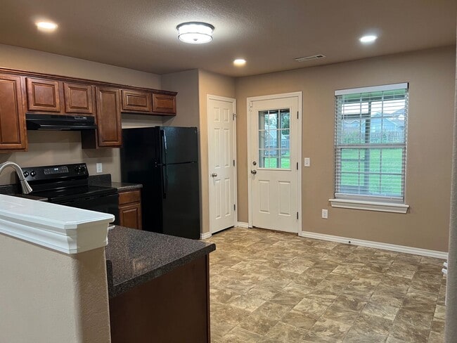 Photo - 3 Bedroom 2 Bathroom home