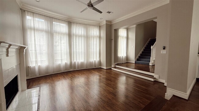 Building Photo - 1107 Marconi St Unit B