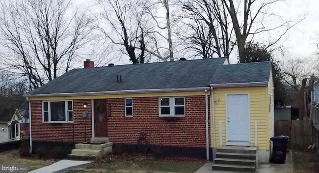 Photo - 4402 Ives St