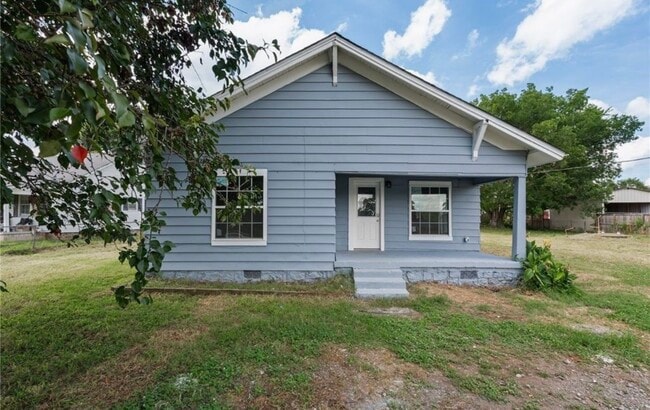 Building Photo - 28110 AR-22