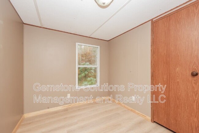 Photo - 5576 Hargrove Rd