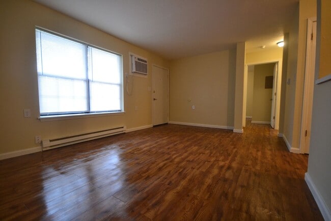 Photo - Dogwood Apartments Unit 20