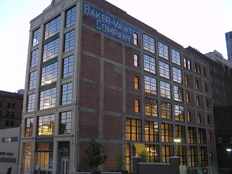 Lofts @ 917