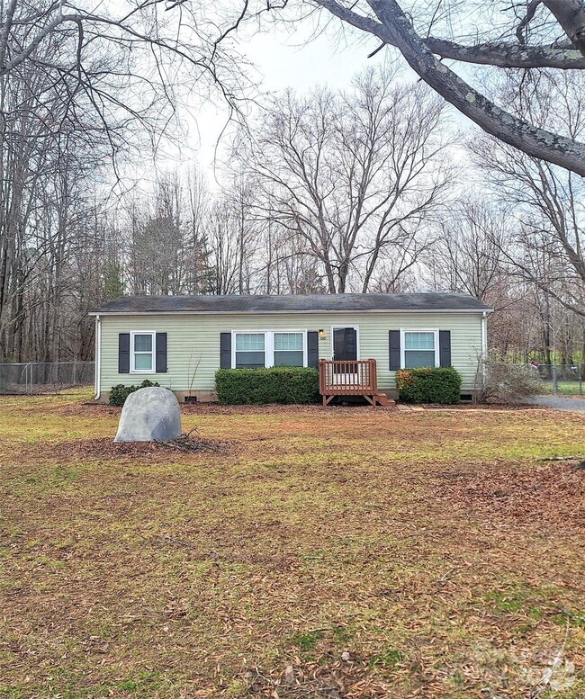 Building Photo - 1020 Pointview Ln Rental