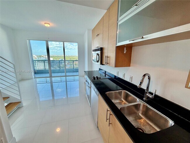 Photo - 60 SW 13th St Unit 1605