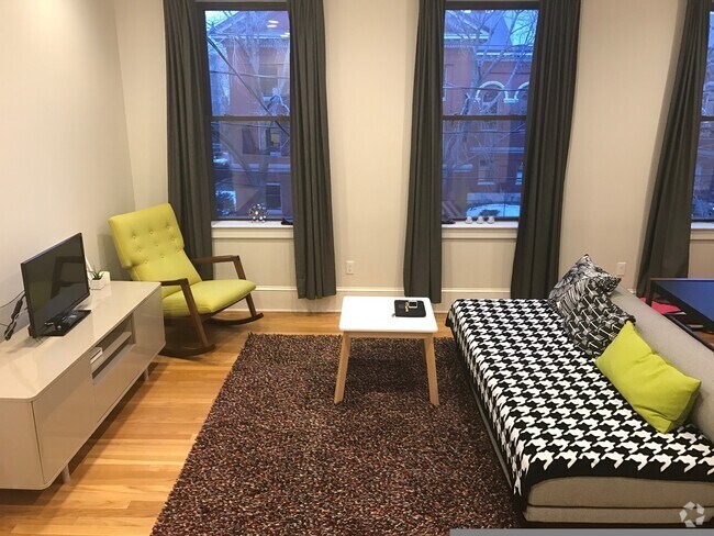 Building Photo - 87 3rd St Unit 1 Rental