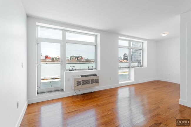 Building Photo - 12-22 30th Avenue Rental