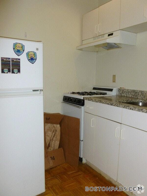 Building Photo - 165 Hemenway St Rental