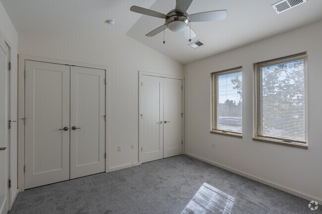 2BR, 2BA - 1,135SF - Primary Bedroom
