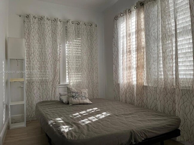 Photo - 2049 SW 60th Ct