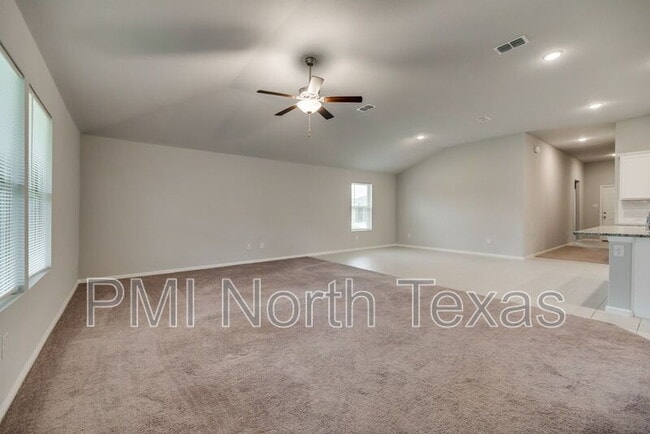 Photo - 4544 Hemingway Ave