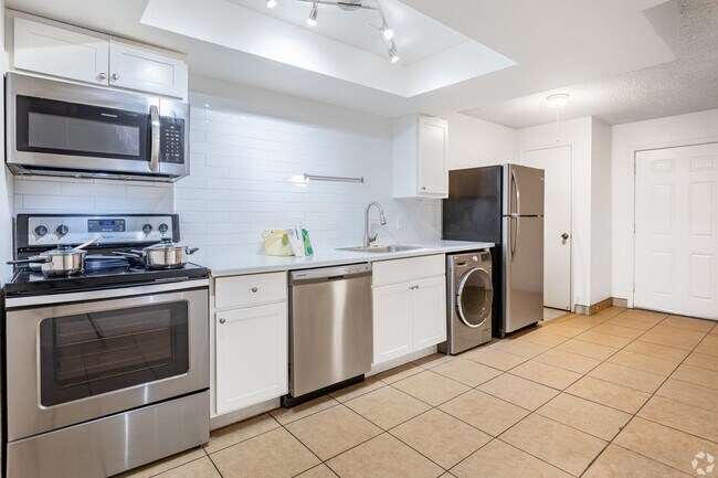 Photo - The Gem 1625